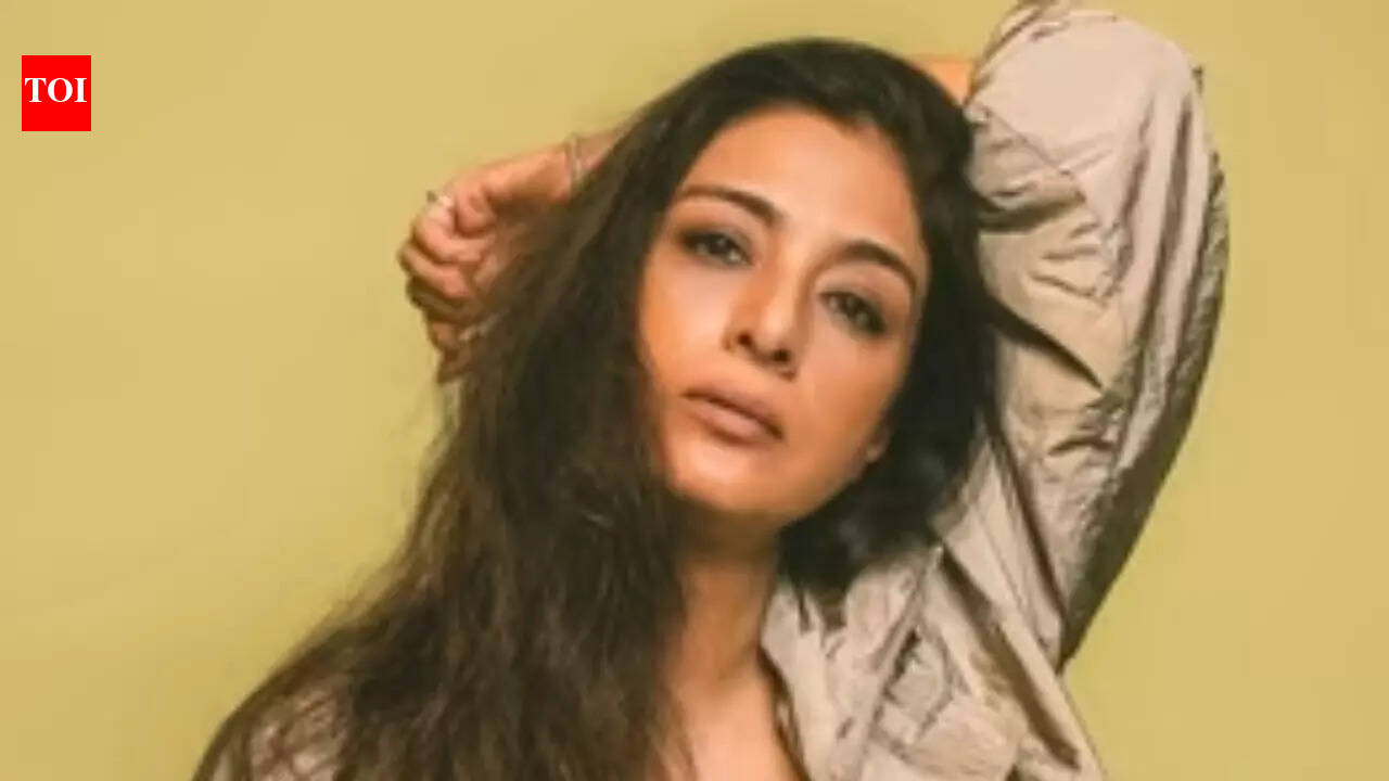 Tabu on working with Karisma Kapoor, revealed what Babita called them; 'the hit pair of cinema' |