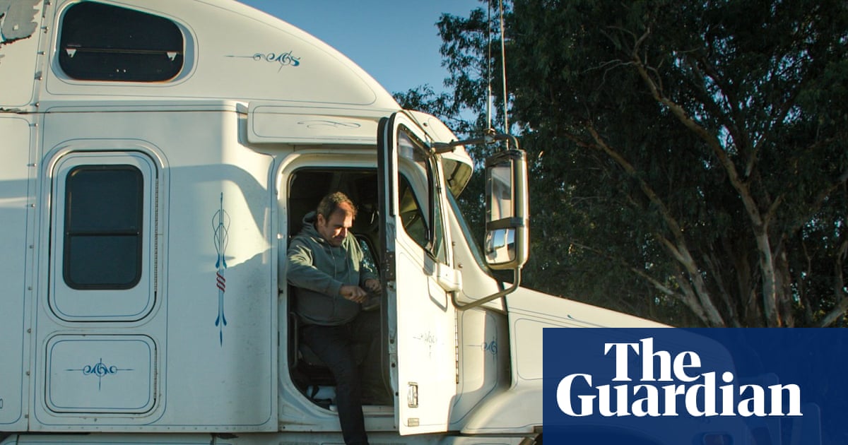 Australia’s truckies were already struggling to survive. Then the fuel crisis hit | Transport