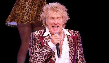 Rod Stewart cancels two Caesars Palace shows hours before taking stage
