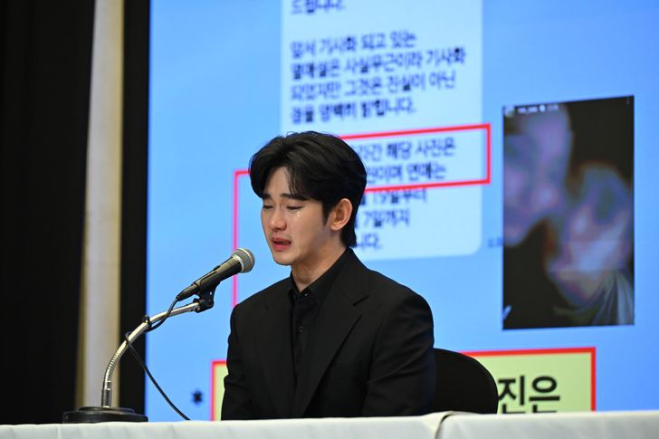 Actor Kim Soo-hyun speaks at a press conference in Seoul, March 31, 2025. Korea Times photo by Park Si-mon