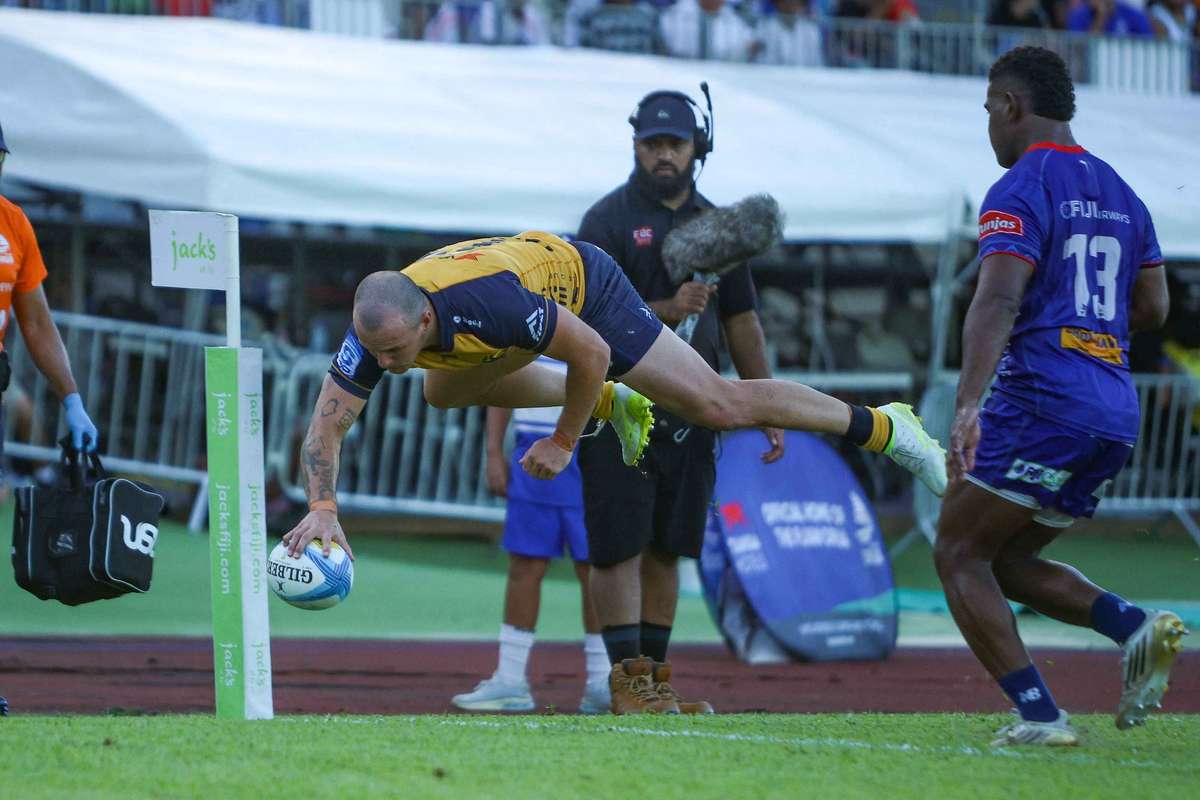 Rising winger Pietsch recommits to Force and Wallabies with two-year extension