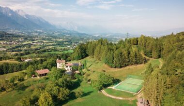 The best Airbnbs with tennis courts in Europe for 2026