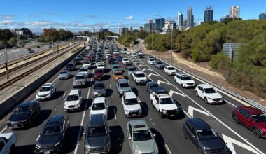 Perth traffic: Driver, 18, dies after car rollover on Mitchell Freeway northbound near Wembley