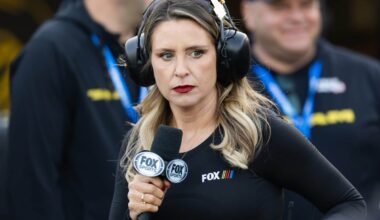 NASCAR pit crew member saves Fox Sports reporter from 4,000-pound cart at Dover