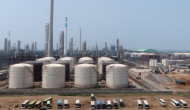 China blocks US sanctions against five ‘teapot’ refineries | Business and Economy News