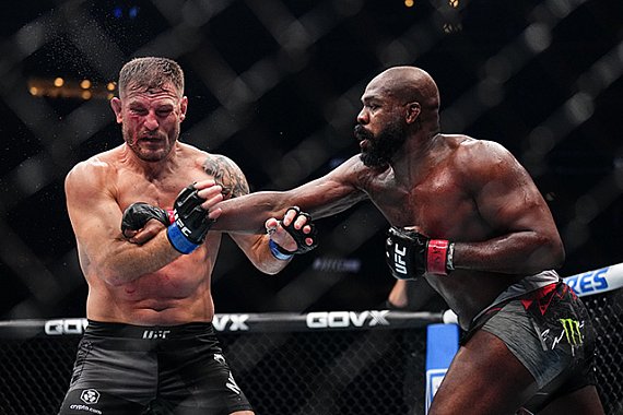 Jon Jones thinks he would 'surprise a lot of people' in boxing