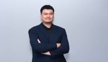 Nio announced that basketball legend Yao Ming has been named chief experience officer for the ES9 SUV.