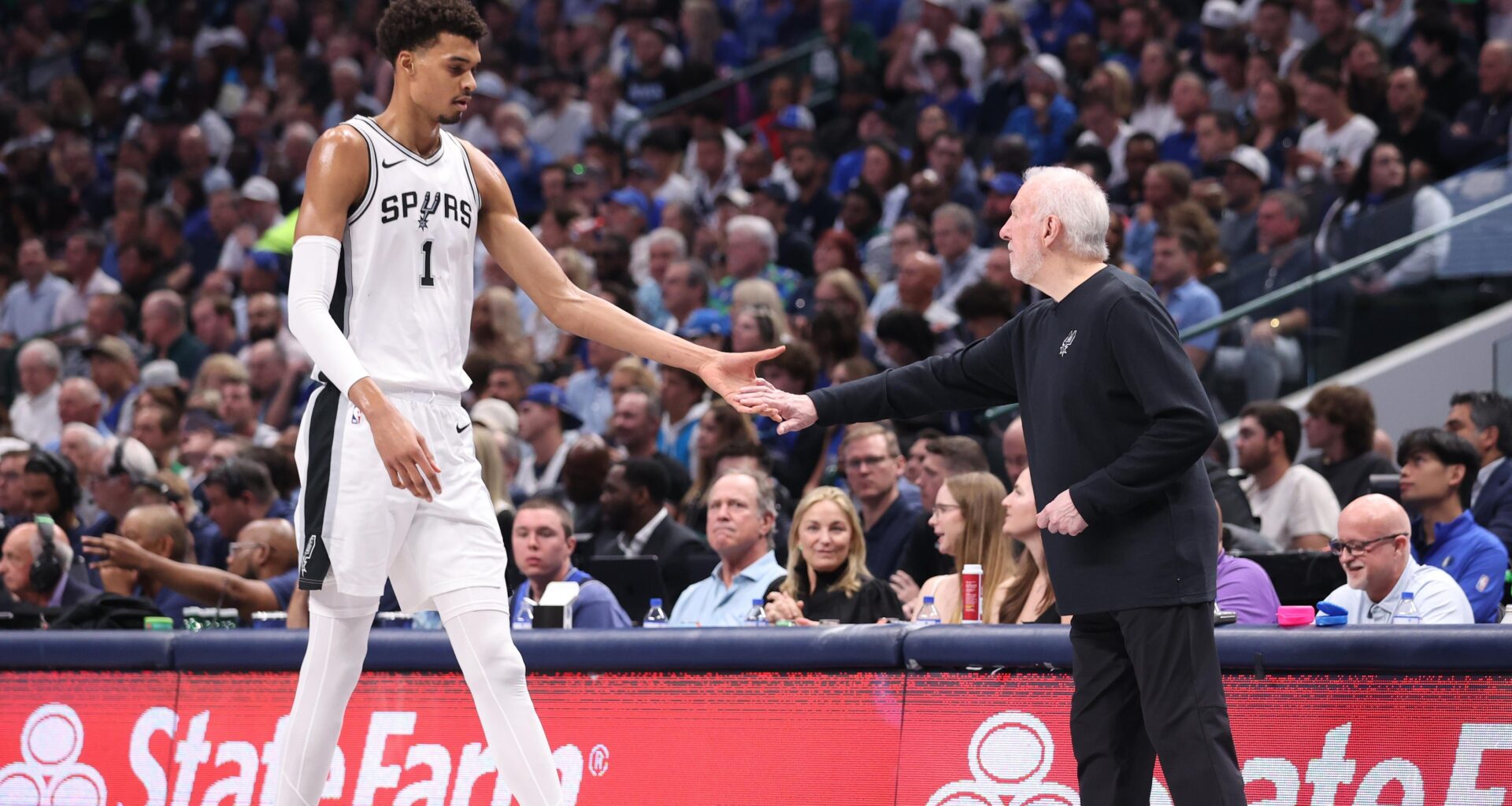 Gregg Popovich, Victor Wembanyama's Conversation Ahead of West Finals Game 3 Shown in Trending Video