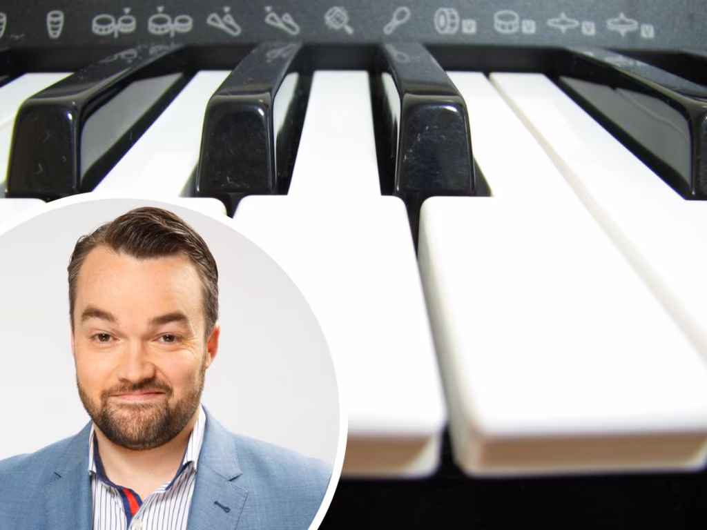 ‘Piano Man’ is a signature song of which singer? - Herald Sun