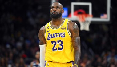 New LeBron James Rumors on Potential Contract 'Pay Cut' for Cavs in NBA FA amid Lakers Return Buzz