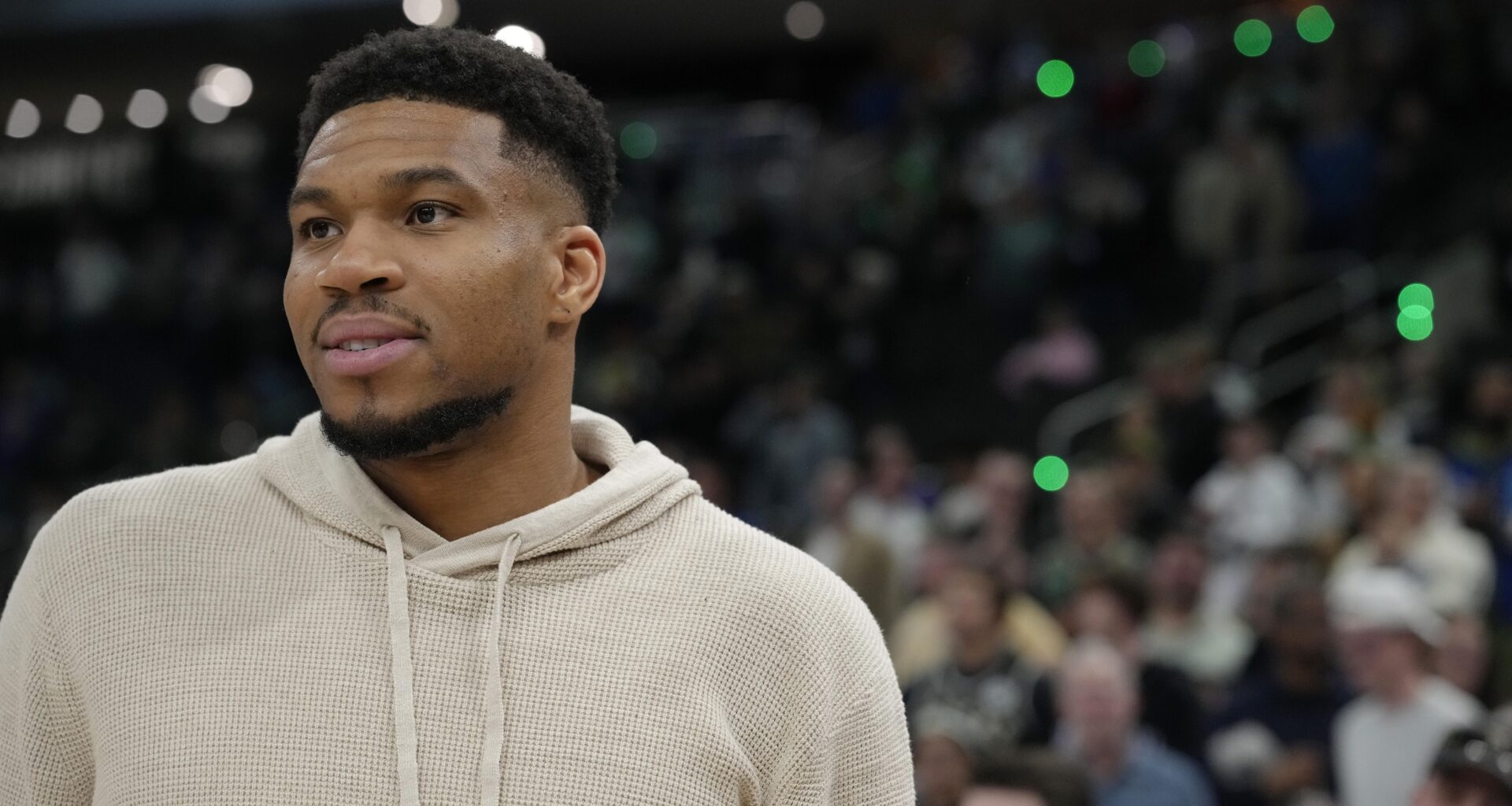 Knicks Should Avoid Giannis Trade Discussions Amid Bucks, NBA Rumors