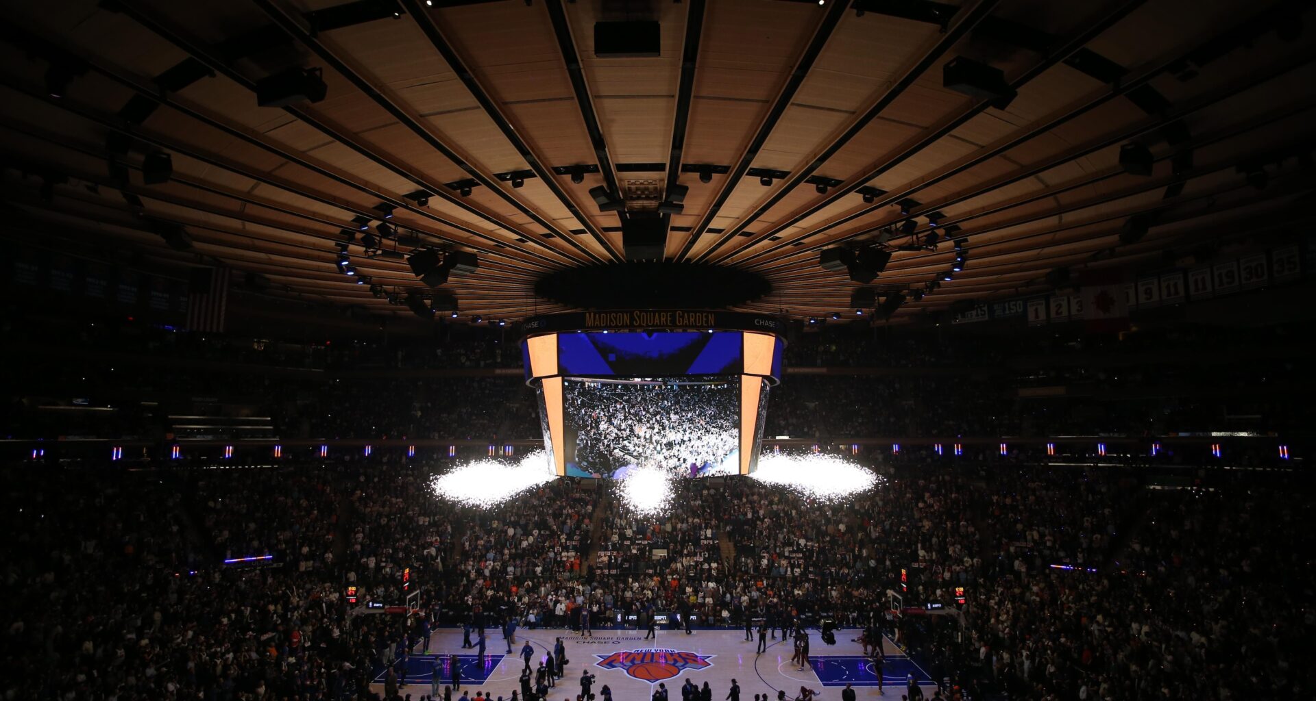 Comparing Knicks' NBA Finals Courtside Tickets Prices to 1999 & How Muhammad Ali Barely Got Into ECF