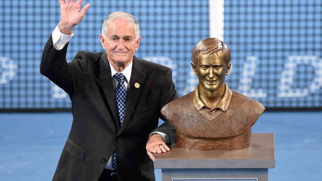 Mal Anderson’s bronze statue was unveiled at the 2016 Brisbane International.