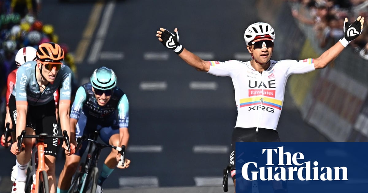 Giro d’Italia: Narváez powers to stage four victory as Ciccone takes pink | Giro d'Italia