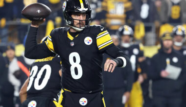 NFL quarterbacks who made starts in their 40s