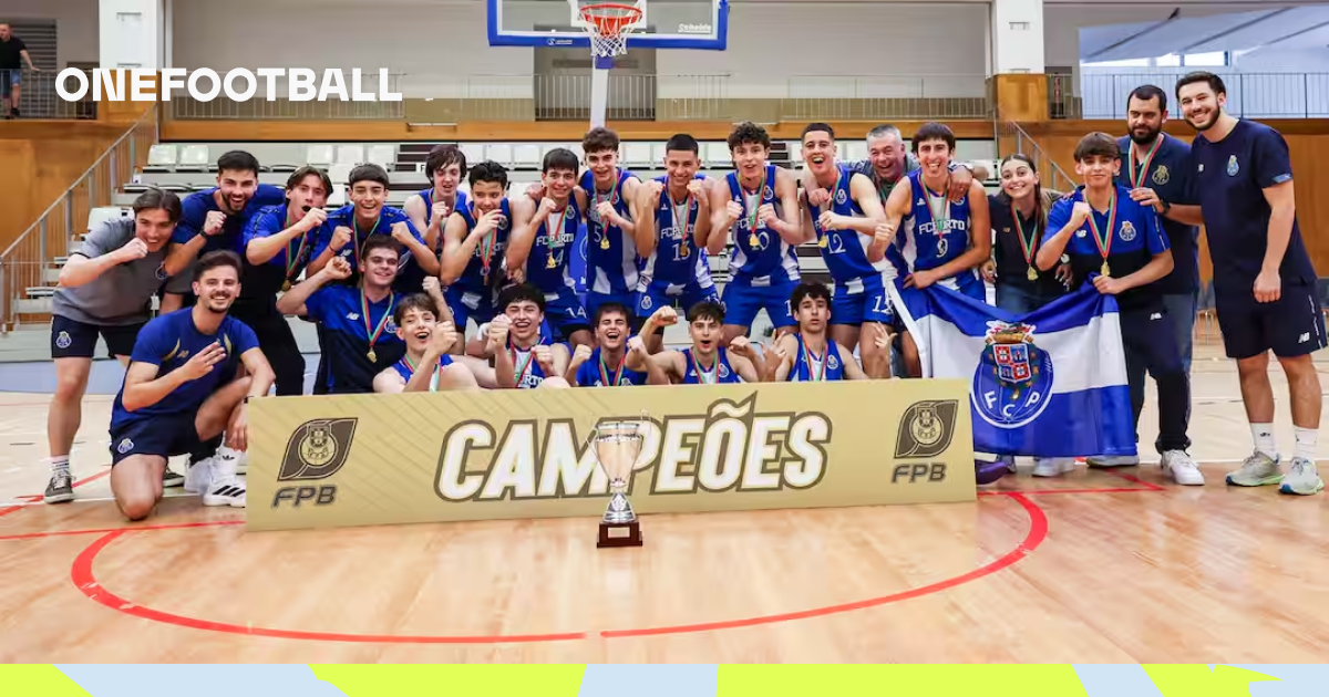 FC Porto under-16s crowned three-time national basketball champions
