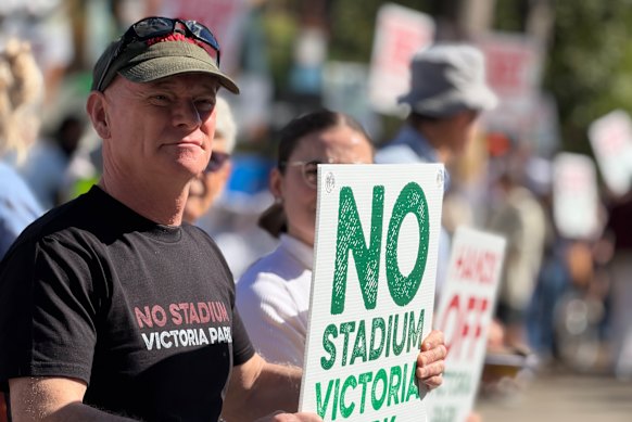 Campbell Newman blasted his former LNP colleagues.