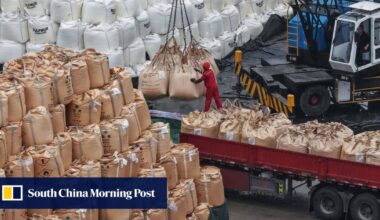 China defies Hormuz crisis with record monthly export value in April