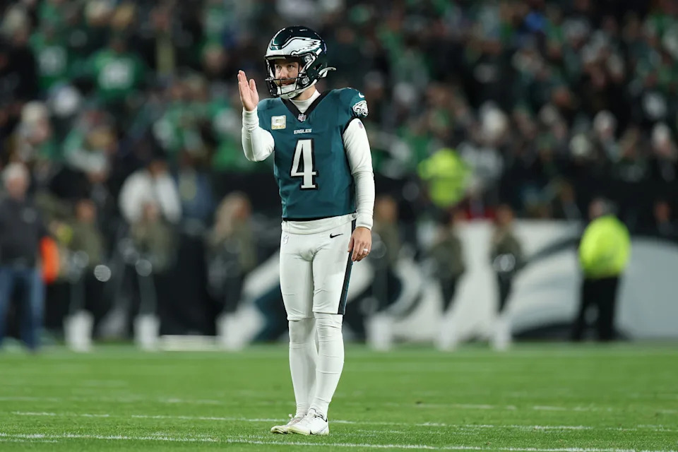 Jake Elliott #4 of the Philadelphia Eagles (Photo by Emilee Chinn/Getty Images)
