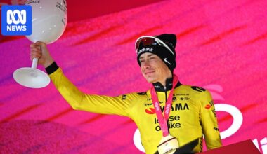 Jonas Vingegaard conquors Blockhaus to take control of 2026 Giro d'Italia, Jai Hindley 3rd on stage