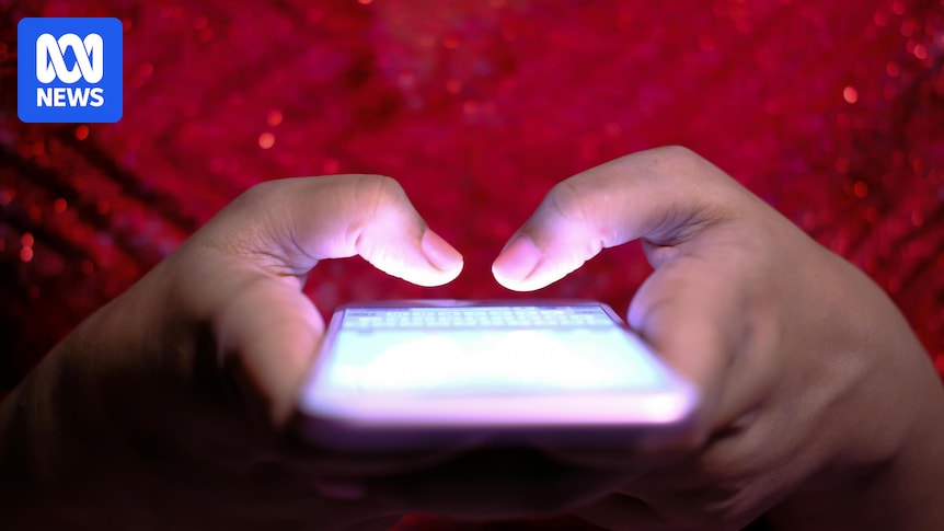 How to spot 'AI psychosis' red flags and help someone experiencing chatbot delusions
