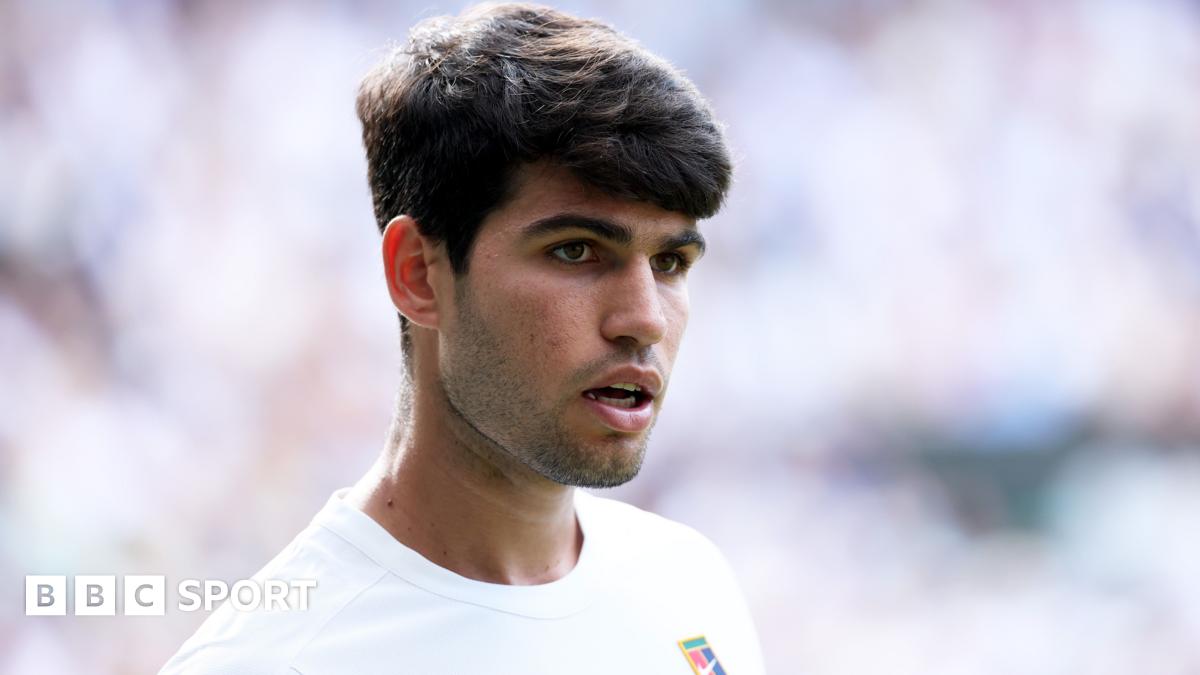 Carlos Alcaraz looks on during the Wimbledon final in 2025