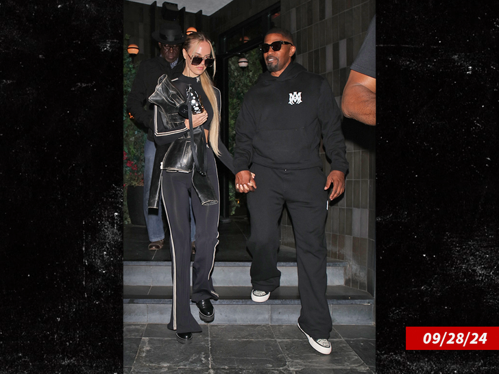 jamie foxx alyce Huckstepp sub backgrid 2