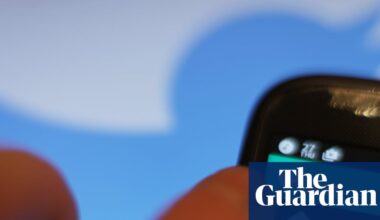 Vine video-sharing app is back – and battling AI slop | Vine