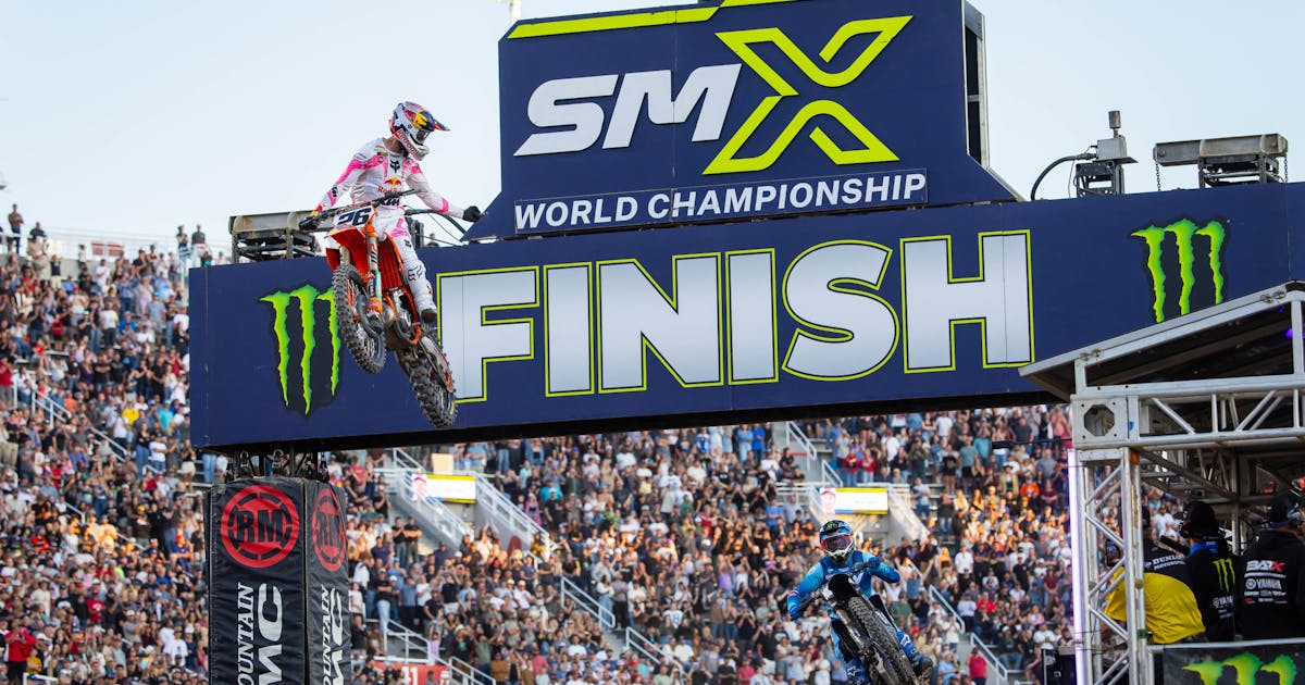 Prado Lands Podium at SX Finale, Fined Afterwards for “Obscene Hand Gesture” Towards Webb