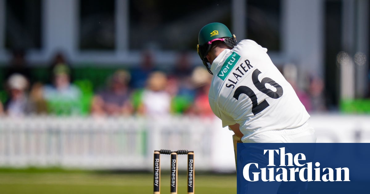 County cricket: Nottinghamshire go top but Surrey are starting to purr | County Championship