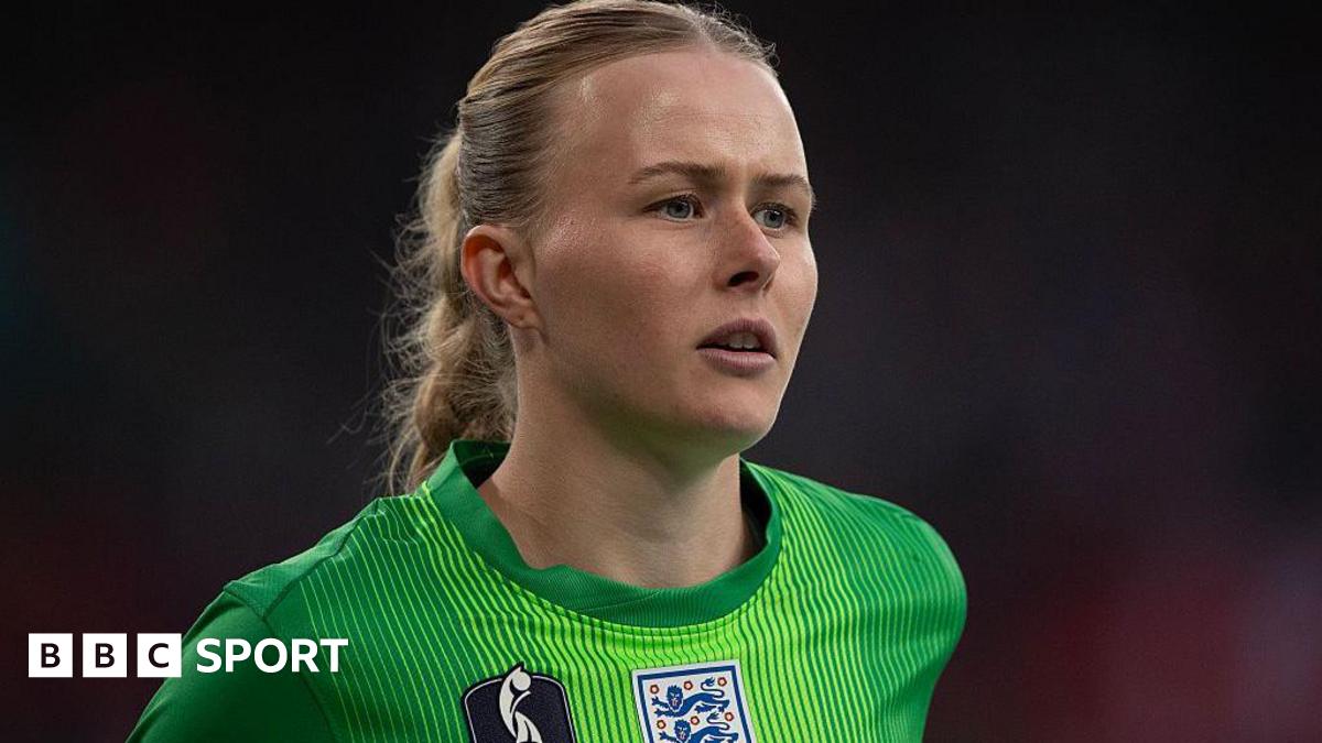 Hannah Hampton in action for England