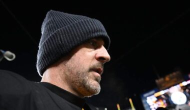 NFL Insider shuts down Aaron Rodgers to Cardinals rumor
