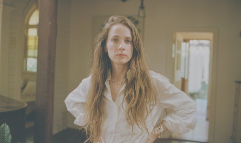 Cairns-born and Byron-based singer-songwriter Emma Louise has released her first album in almost a decade, Sunshine For Happiness.