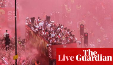 Arsenal’s Premier League trophy parade: title celebrations in north London – live | Arsenal