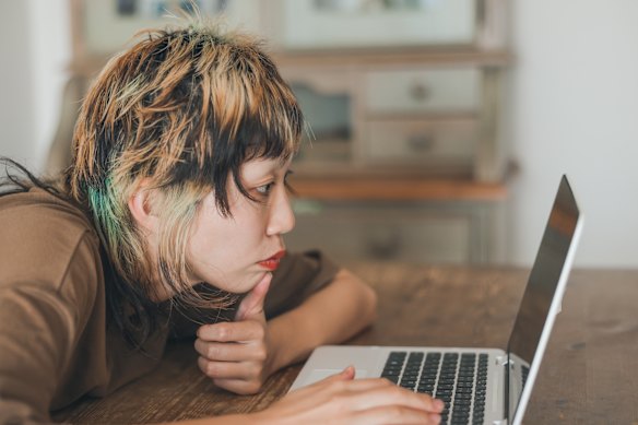 Young workers are increasingly turning against artificial intelligence.