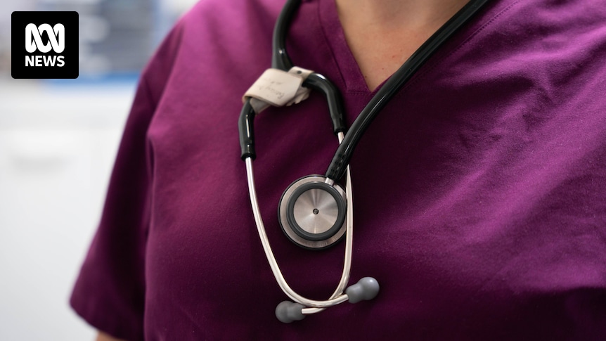Health Minister denies health cuts, despite asking department to find $700m in cuts