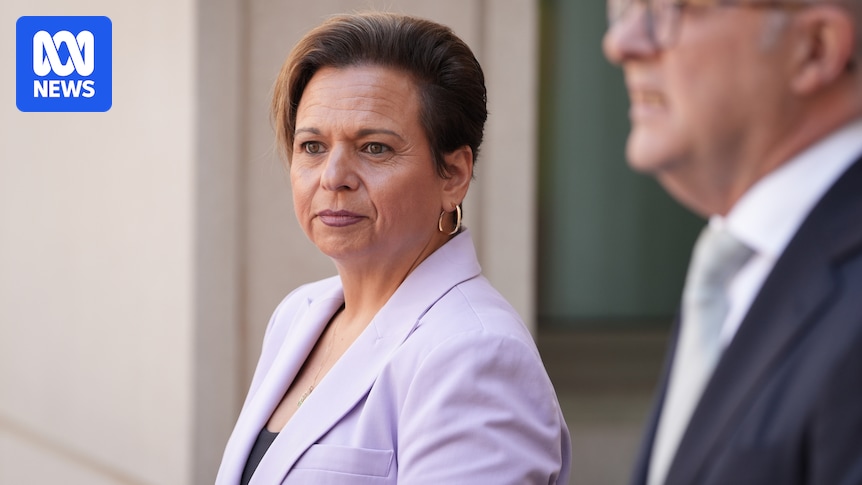 Attorney-general defends blocking counterterror documents from Bondi royal commission