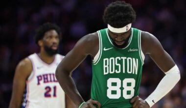 Phil Jackson Comments on NBA Legend's Celtics Question