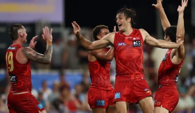 Suns make it a Top End perfect 10 with comfortable win over Power