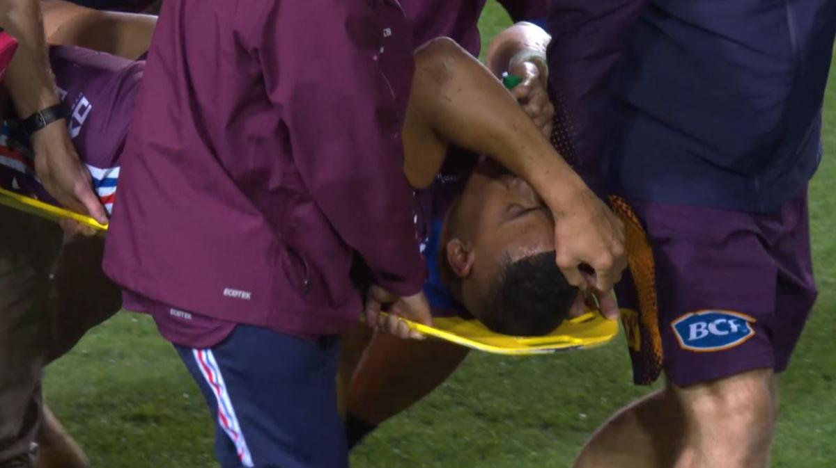‘Concerning’ scenes as Manly star Siua Taukeiaho suffers suspected broken leg in win over Broncos