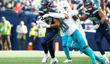 The newest deal signed elsewhere in the NFL should have one of the Miami Dolphins' best players seeing dollar signs
