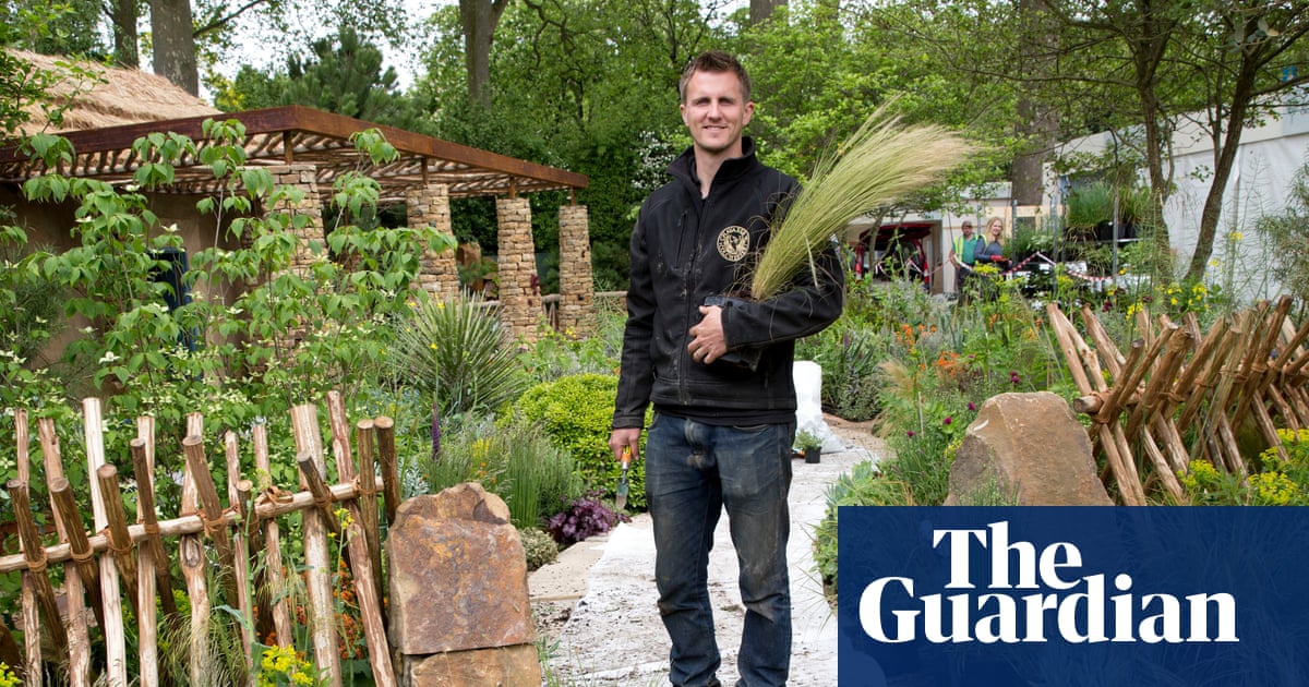 Chelsea flower show garden designers clash over use of AI | Chelsea flower show