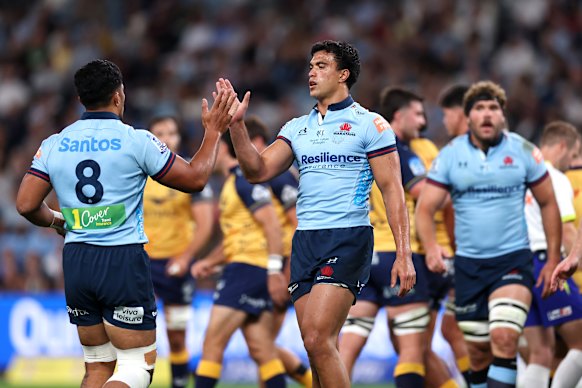 Joseph Aukuso-Suaalii (centre) made a quiet return for the Waratahs against the Western Force on Friday night.