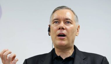 Applied Materials makes unexpected AI move as demand explodes