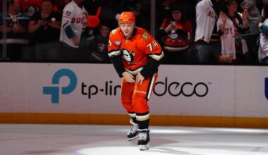 John Carlson to Flyers rumor ignites NHL buzz before free agency