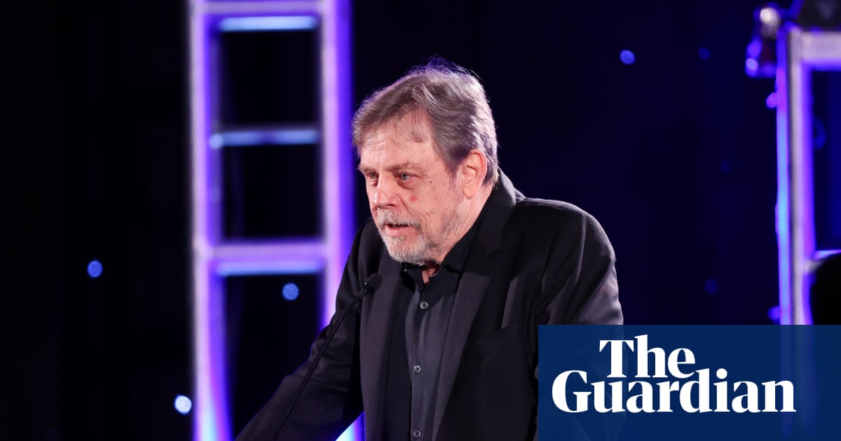 White House calls Mark Hamill ‘sick’ for posting AI image of Trump in a grave | Trump administration