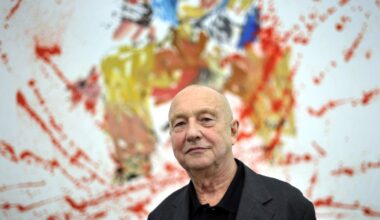 After Georg Baselitz: To think upside down