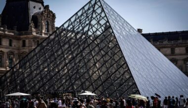 $100M Louvre heist set for big-screen adaptation