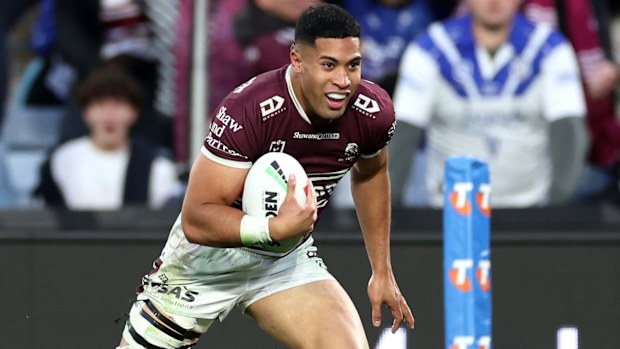 Tolutau Koula scores a try during the NRL elimination final match between Canterbury Bulldogs and Manly Sea Eagles at Accor Stadium on September 15, 2024 in Sydney, Australia.