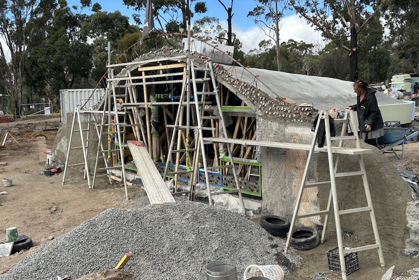 Earthship roof